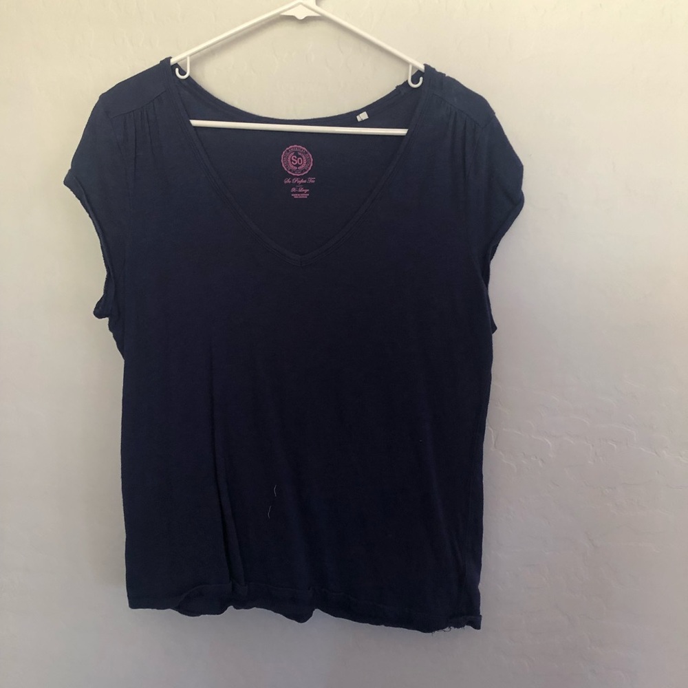 Dark blue tee